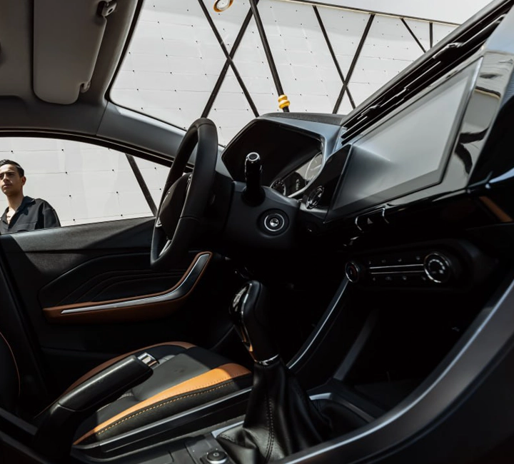 لوازم یدکی ام وی ام