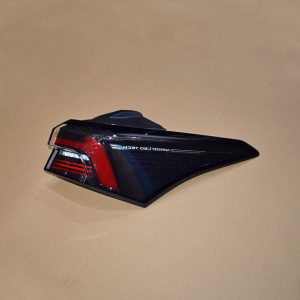 چراغ خطر عقب راست روی گلگیر - آریزو ۶ پرو