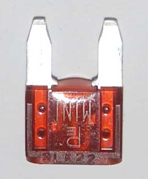 فیوز ۱۰ آمپر - آریزو ۶