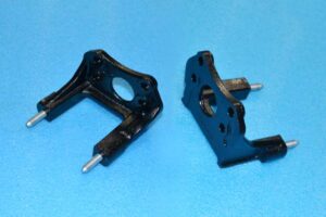 پایه دسته موتور چپ - ام وی ام 110S