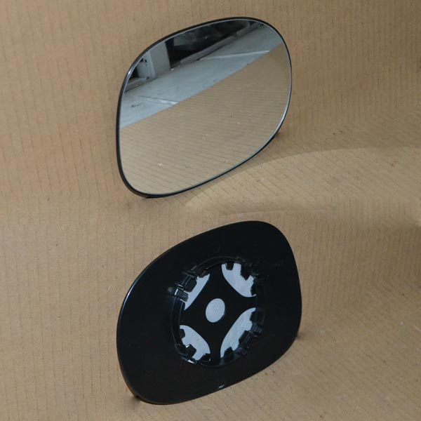 شیشه آینه جانبی راست - ام وی ام 110S