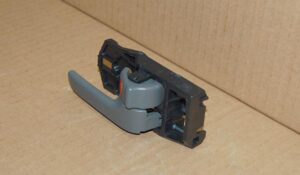 تکیه گاه میله درب موتور - ام وی ام X33